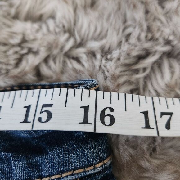 Kut from the Kloth Catherine Boyfriend Shorts Medium Wash Denim Women's Size 6 - Picture 8 of 11